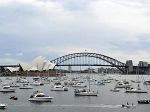 Malam Tahun Baru di Sydney Diwarnai Momen Hening untuk Korban Serangan Bondi