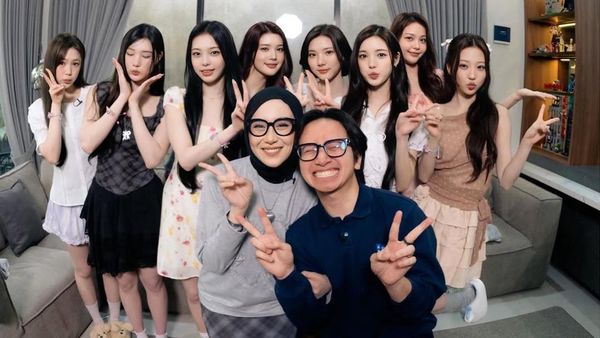 Hearts2Hearts Mampir ke Rumah, Shadira Firdausi Bikin Martabak-Scrapbook