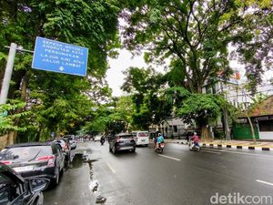 Suasana Tak Biasa Jalanan Kota Bandung di Penghujung Tahun