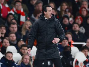 Villa Dibantai Arsenal, Emery Kok Langsung Kabur Tinggalkan Arteta?