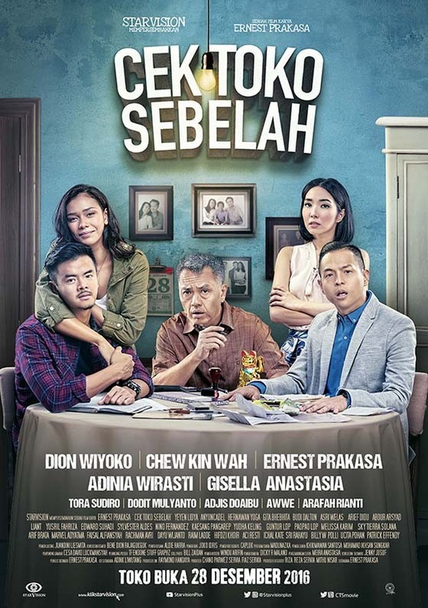 Film komedi terlaris Cek Toko Sebelah/ Foto: dok. Starvision Plus