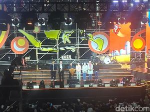 Video Momen Warga Jakarta Gelar Doa Bersama untuk Korban Bencana Sumatera