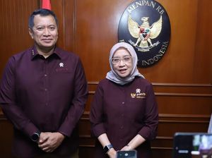 Sambut Tahun 2026, Menteri & WamenPAN-RB Ajak ASN Optimalkan Pelayanan