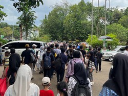 113 Ribu Pengunjung Padati Ragunan di Libur Tahun Baru 2026