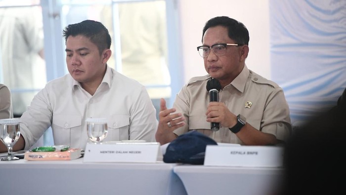 Mendagri Minta Keuchik di Aceh Optimalkan Peran dalam Pendataan Hunian Usai Bencana