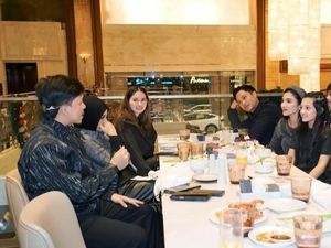 5 Seleb Rayakan Tahun Baru, Pesta BBQ Hingga Makan Anggur di Bawah Meja