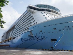 Ovation of the Seas, Kapal Pesiar Perdana Sandar di Pelabuhan Benoa pada 2026