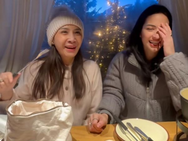 Ketika Nagita Slavina Ajak Nia Ramadhani Mundur Teratur Dengar Harga Jaket Rp 1,6 M