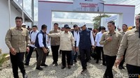 Prabowo Cek Hunian Danantara di Aceh Tamiang, Didampingi Rosan-Mualem