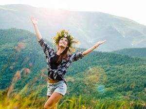 Ramalan Zodiak Hari Ini 1 Januari 2026: Ambisi Aries Meledak di Awal Tahun!