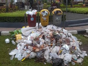 Sampah Sisa Malam Tahun Baru di Kota Malang Tembus 600 Ton