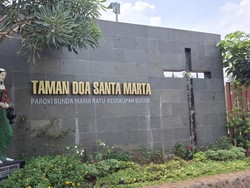 Wisata Rohani di Taman Doa Santa Marta Depok