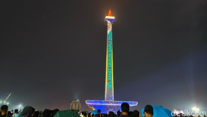 Monas Tidak Tutup Hari Ini, Jam Operasional Diperkenalkan 1 Januari 2026