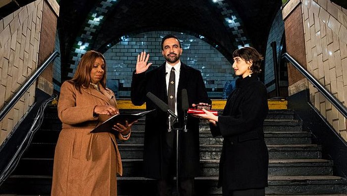 Zohran Mamdani Dilantik Sebagai Wali Kota New York: Kita Akan Jadi Contoh Dunia