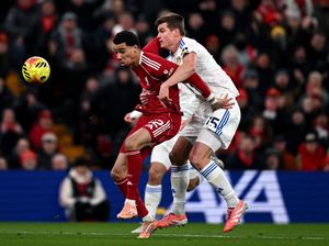 Arne Slot Nilai Liverpool Mestinya Dapat Penalti