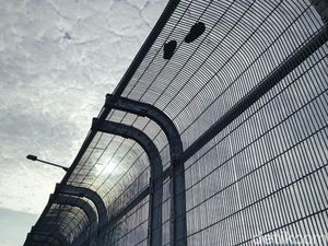 Warga Lokal hingga Asing Akhiri Hidup di Bali, Koster Tepis Sepi Wisatawan