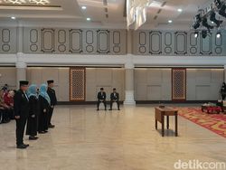 Gubsu Bobby Lantik 4 Pejabat Eselon II Pemprov Sumut, 3 dari Daerah