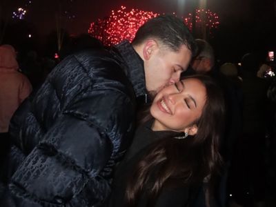 Foto Mesra Jennifer Coppen-Justin Hubner Rayakan Tahun Baru 2026 Usai Dilamar