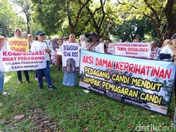 Pedagang Tuntut Kompensasi Imbas Pemugaran Candi Mendut Magelang
