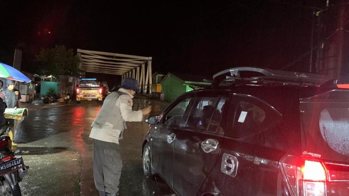 Api kebakaran pipa gas di Inhil mengecil, polisi buka lalin