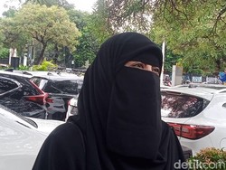 Wardatina Mawa Curhat, Umi Pipik Beri Nasihat Berdasar Al-Quran