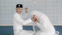 Kisah Cinta Viral: Wanita 50 Tahun Nikahi Pria 23 Tahun, Kenalan dari TikTok