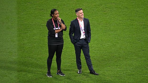 DOHA, QATAR - NOVEMBER 27: John Herdman (R) , Head Coach of Canada, is seen prior to the FIFA World Cup Qatar 2022 Group F match between Croatia and Canada at Khalifa International Stadium on November 27, 2022 in Doha, Qatar. (Photo by Stuart Franklin/Getty Images)