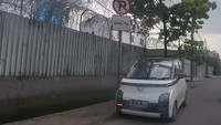 Nggak Cuma Motor, Mobil Mulai Ikut-ikutan Lawan Arah di Jalan Raya