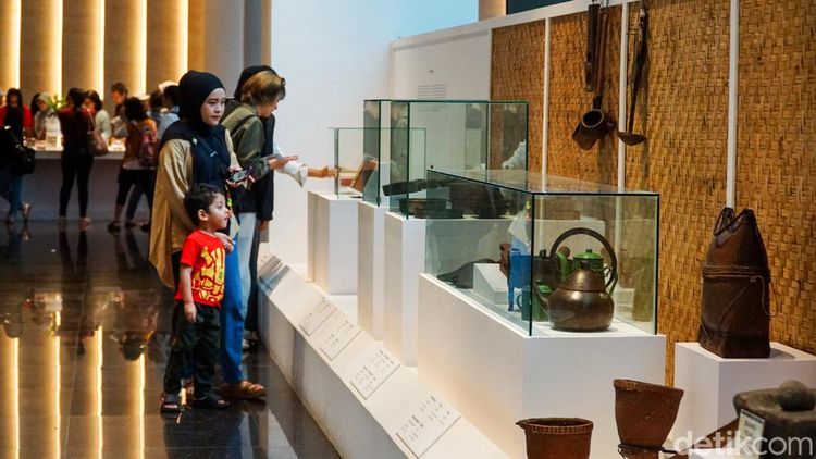 Polemik Kenaikan Tiket Museum Nasional: Publik Desak Transparansi Pengelola