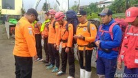Pencarian Terakhir Pendaki Hilang di Gunung Slamet, Rekan Korban Ikut Mencari