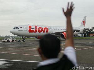 Ribuan Taruna IPDN Diterbangkan Lion Air Bantu Pemulihan Aceh