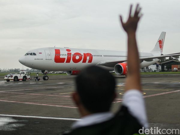 Ribuan Taruna IPDN Diterbangkan Lion Air Bantu Pemulihan Aceh
