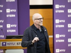 Ini Si Penulis AS yang Nilainya C Saat Sekolah, Kini Kekayaan Rp 2,5 T & Jadi Profesor