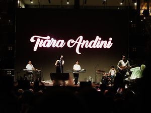 Keseruan Tiara Andini dan Moluccan Soul tampil di Panggung Nusantara 2026