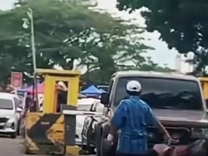 Viral Pengendara Mobil Diminta Parkir Rp 20 Ribu di Kawasan BKB Palembang