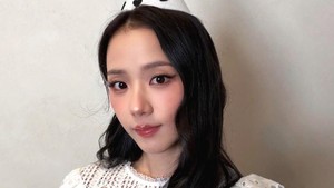 Agensi Klarifikasi Kabar Pelecehan Seksual Kakak Jisoo BLACKPINK