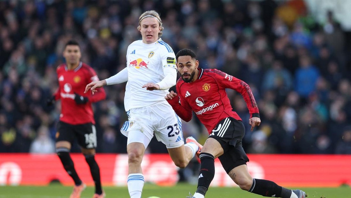Leeds United vs MU tuntas dengan skor 1-1. (REUTERS/Chris Radburn)