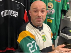 Bernardo Tavares Tak Janjikan Trofi untuk Persebaya tapi Kerja Keras