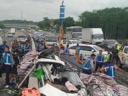 Evakuasi Korban Laka Maut di Tol Batang Butuh Waktu 7 Jam, Ini Sebabnya