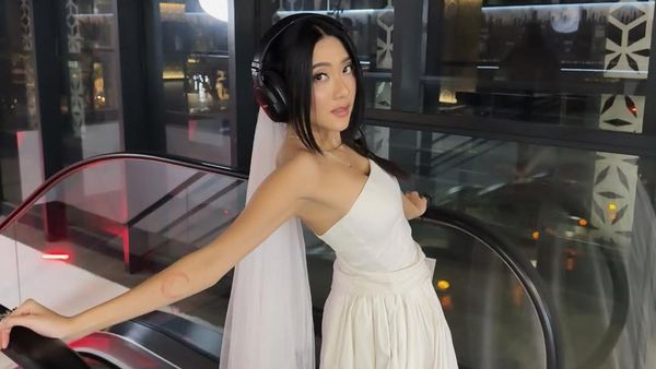 Rachel Cia Blak-blakan Soal Keyakinan