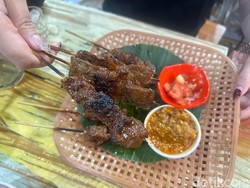 Mas Kulin: Sate Maranggi Viral di Depok yang Empuk Manisnya Juara!