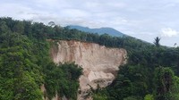 Tebing Ngarai Sianok Agam Longsor Setinggi 120 Meter Usai Hujan Deras