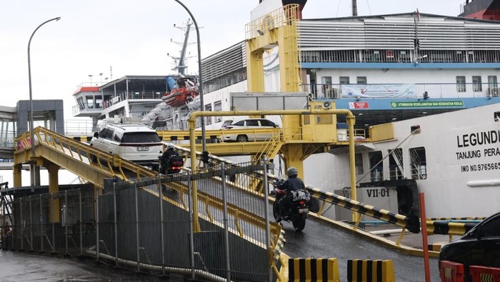 ASDP Melayani 3,4 Juta Penumpang & 850 Ribu Kendaraan Selama Nataru 2025/2026