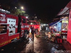 Deretan Fakta Banjir Surabaya Bikin Warga Kangen Kepemimpinan Risma