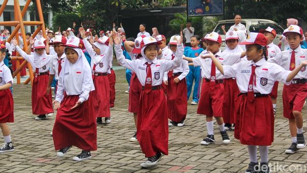Hari Pertama Sekolah 2026, Aktivitas Siswa Kembali Normal