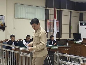 Didakwa Rugikan Negara Rp 1,35 T, Dua Bos Sritex Tak Terima