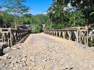 Jembatan Ambruk di Pandeglang Diperbaiki, Kini Bisa Dilalui Warga
