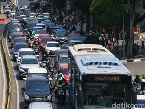 Warga Bandung dan Jakarta Buang Waktu Setara 5 Hari Dalam Setahun gegara Macet