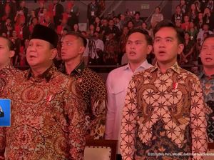 Prabowo-Gibran Hadiri Puncak Natal Nasional 2025 di Tennis Indoor GBK
