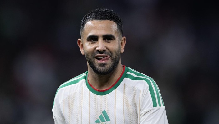 Aksi Rendah Hati Riyad Mahrez di Piala Afrika 2025